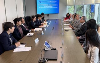 Delegation from the Chinese CDC and professors from our School share updates on research projects and expectation on future collaborations.