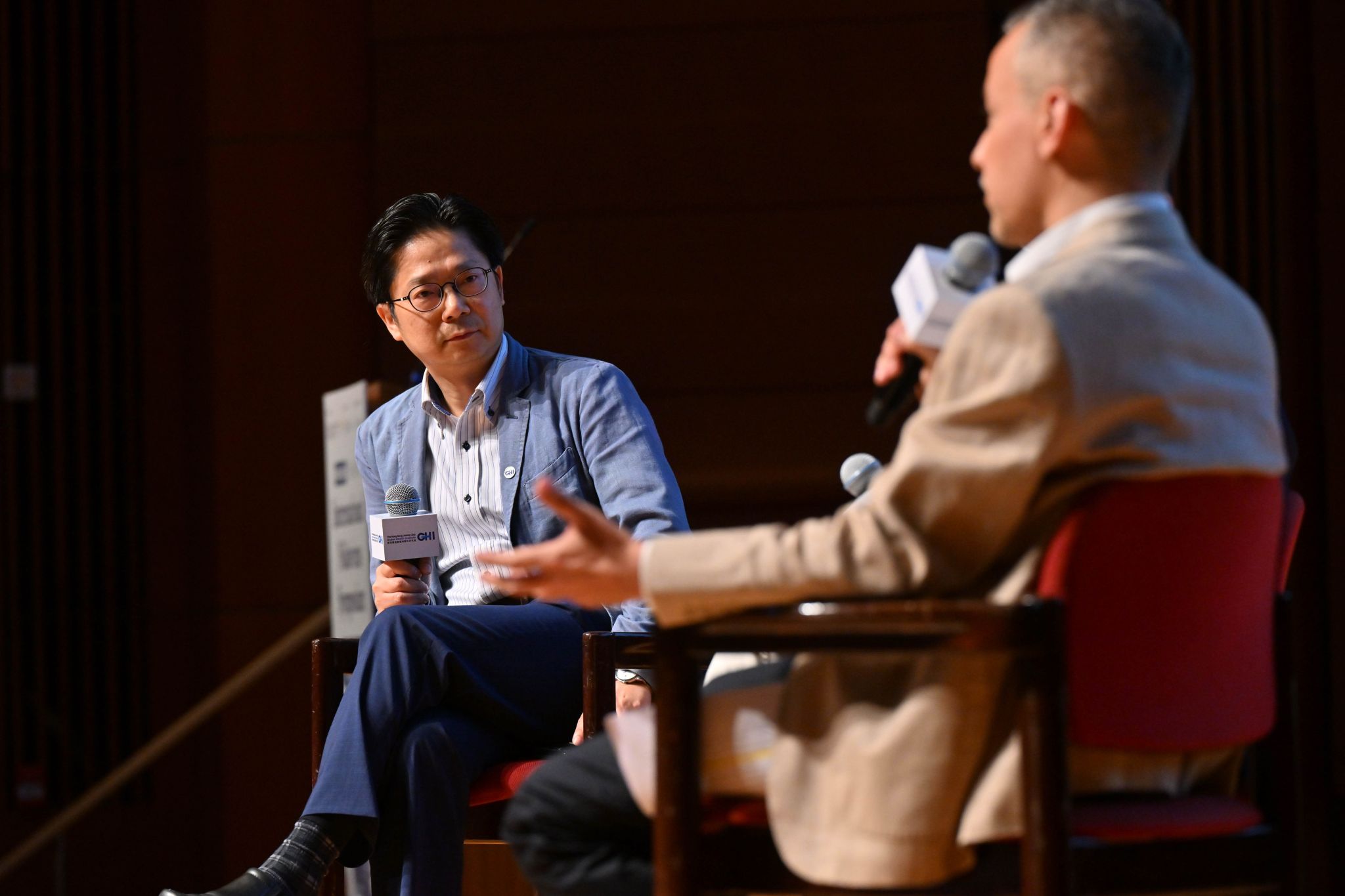 Panel discussion on "Global Perspectives on Epidemic and Pandemic Preparedness", led by Professor Leo Poon (left).